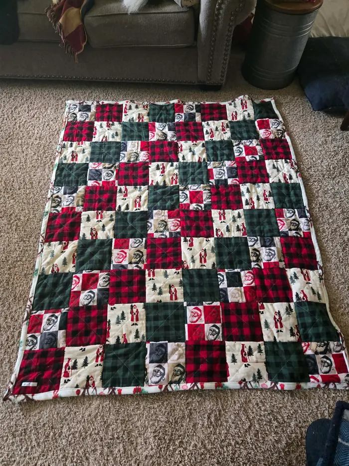A memory quilt made by a reader using the Making Memories Huggable method (28 of 34).